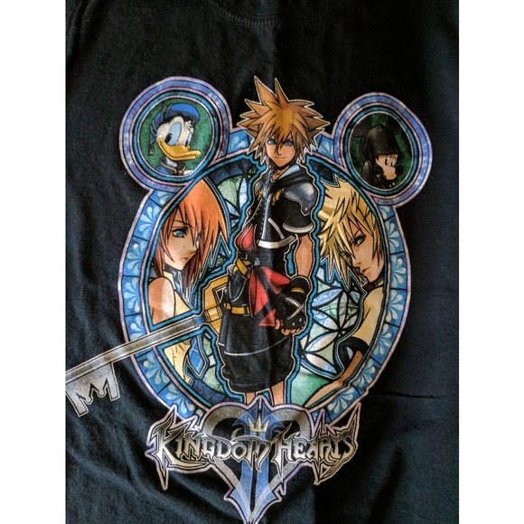 Graphic Tees - Picture 6 of 6